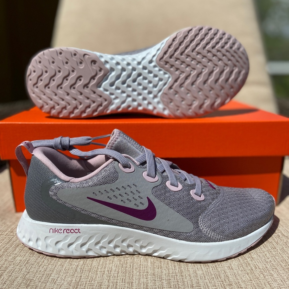 NWT Nike Legend React - Picture 2 of 8